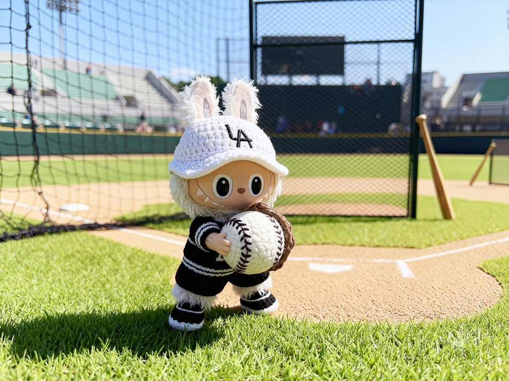 Labubu Baseball Outfit Crochet Pattern – Doll Jacket, Pants, Cap & Sneakers