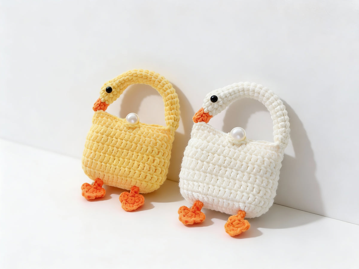 Goose Earbuds Case Crochet Pattern