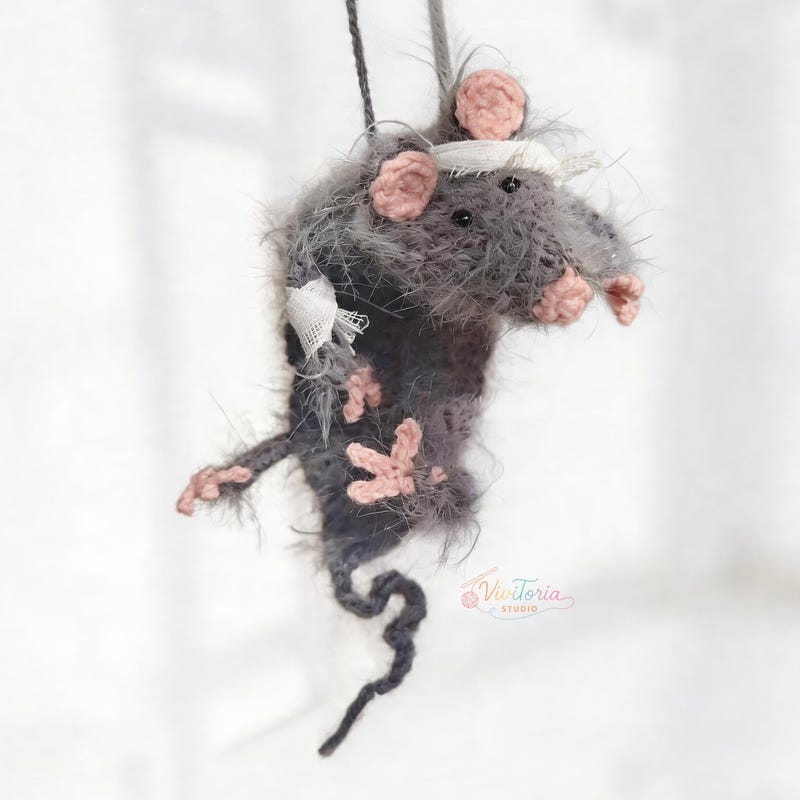 Rat Crochet Pattern – Mouse Keychain Amigurumi Bag Charm PDF