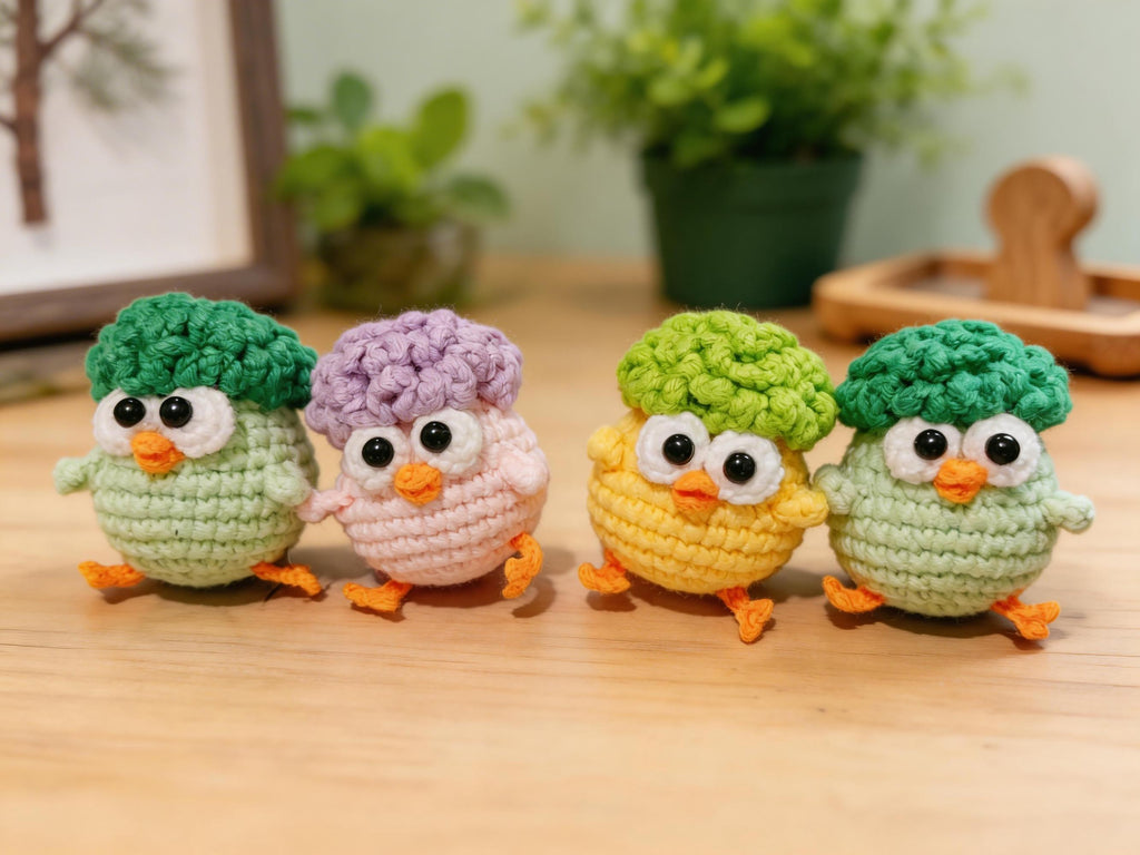 Little Chick Charm Crochet Pattern