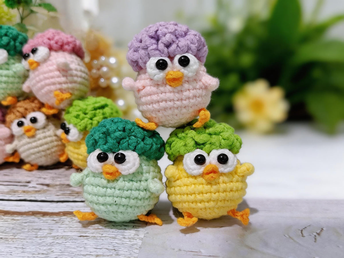 Little Chick Charm Crochet Pattern