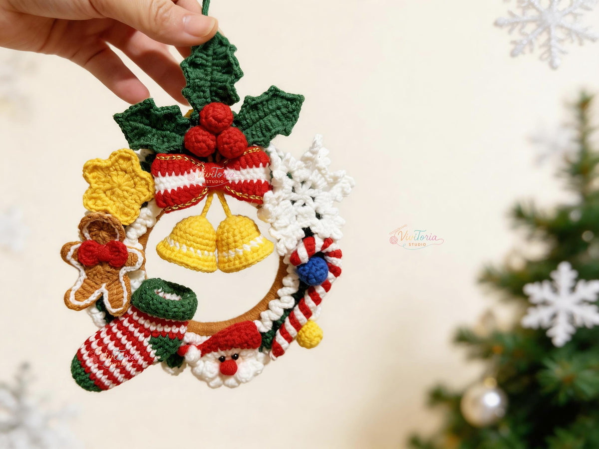 Christmas Wreath Crochet Pattern